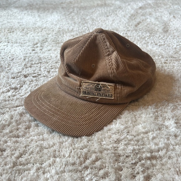 Starter Hat - Picture 1 of 3